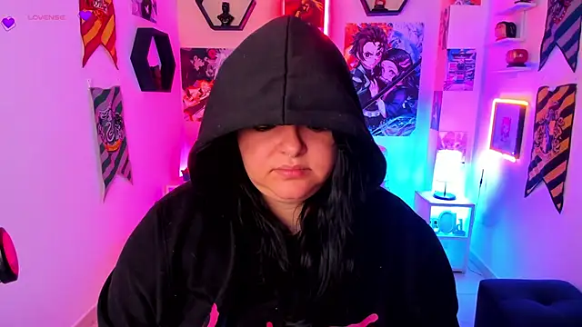 Snapshot of Luise_Meyrink chatting on December 31, 2024, 2:29 am Luise Meyrink online show from December 31, 2024, 2:29 am