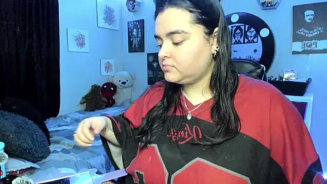 Snapshot of Luise_Meyrink chatting on October 8, 2025, 3:04 am Luise Meyrink online show from October 8, 2025, 3:04 am