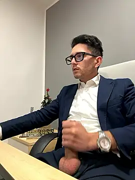 masterboss  online show from December 4, 2024, 12:36 pm