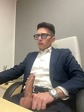 masterboss  online show from March 19, 2025, 12:56 pm