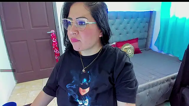 Snapshot of Sara-Murray chatting on February 1, 2025, 9:51 pm Sara-Murray online show from February 1, 2025, 9:51 pm