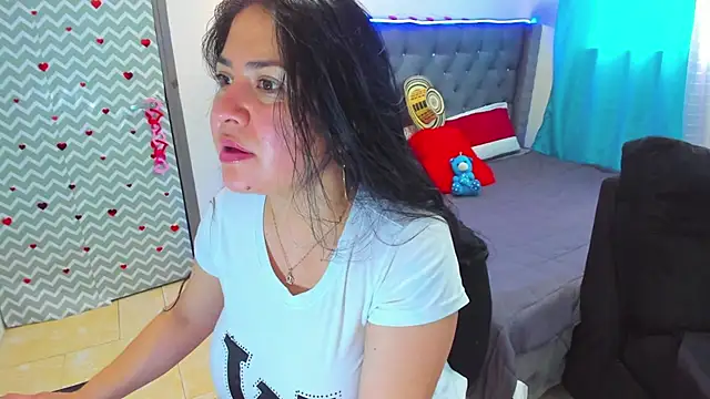 Snapshot of Sara-Murray chatting on February 24, 2025, 8:47 pm Sara-Murray online show from February 24, 2025, 8:47 pm