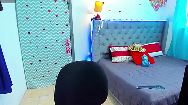 Snapshot of Sara-Murray chatting on February 27, 2025, 8:42 pm Sara-Murray online show from February 27, 2025, 8:42 pm