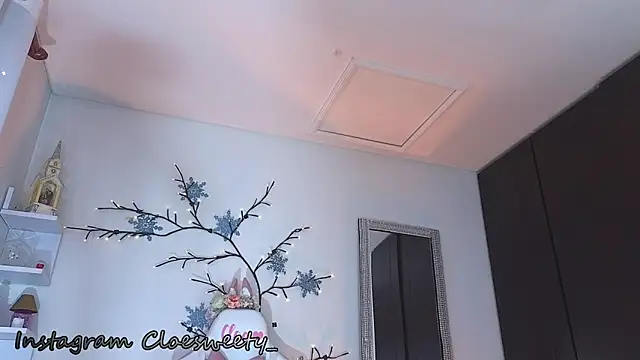 Snapshot of Cloesweety chatting on December 10, 2024, 1:55 pm Cloesweety online show from December 10, 2024, 1:55 pm