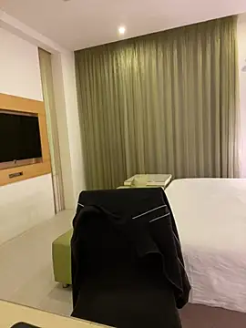 Snapshot of hihi0169 chatting on December 18, 2024, 9:14 am hihi0169 online show from December 18, 2024, 9:14 am