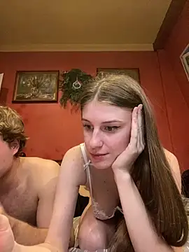 Snapshot of _Kamax69_ chatting on April 23, 2026, 9:28 pm Kamax69 online show from April 23, 2026, 9:28 pm