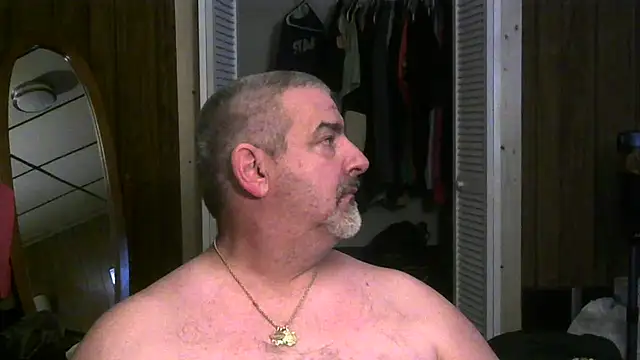 Snapshot of fire193 chatting on December 15, 2025, 1:10 am fire193 online show from December 15, 2025, 1:10 am