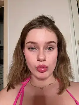 Snapshot of MaribelRiver chatting on January 24, 2025, 9:58 pm MaribelRiver online show from January 24, 2025, 9:58 pm