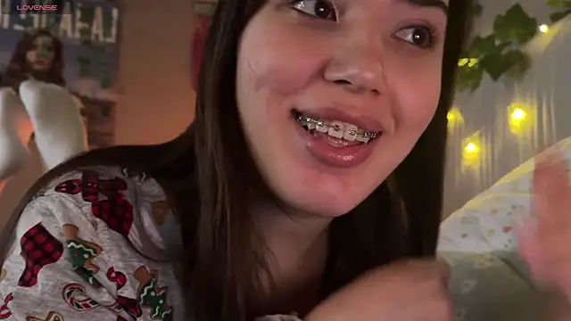 Snapshot of Anisawithlove chatting on January 7, 2026, 7:22 am Anisawithlove online show from January 7, 2026, 7:22 am