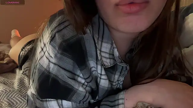 Snapshot of Anisawithlove chatting on February 8, 2026, 3:59 pm Anisawithlove online show from February 8, 2026, 3:59 pm