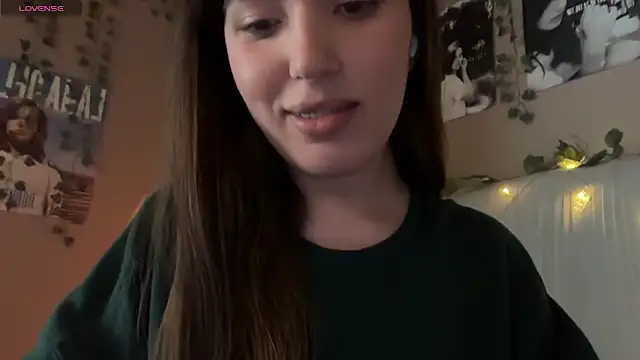 Snapshot of Anisawithlove chatting on February 14, 2026, 8:22 am Anisawithlove online show from February 14, 2026, 8:22 am