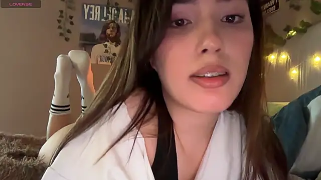 Snapshot of Anisawithlove chatting on February 15, 2026, 7:38 am Anisawithlove online show from February 15, 2026, 7:38 am