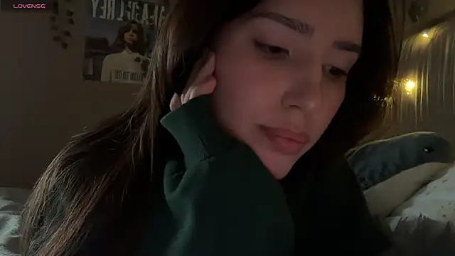 Snapshot of Anisawithlove chatting on April 21, 2026, 12:22 pm Anisawithlove online show from April 21, 2026, 12:22 pm