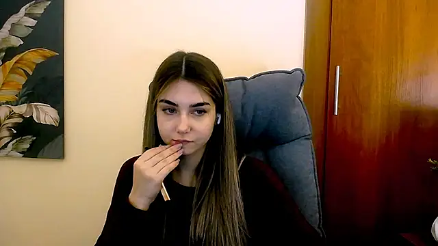 Lili magic online show from January 31, 2025, 12:51 pm