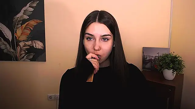 Lili magic online show from September 24, 2025, 12:30 pm