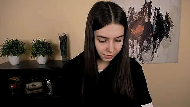 Lili magic online show from March 7, 2026, 8:33 am