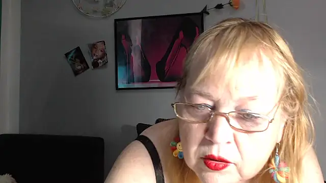 Blasflittchen online show from June 16, 2026, 12:52 pm