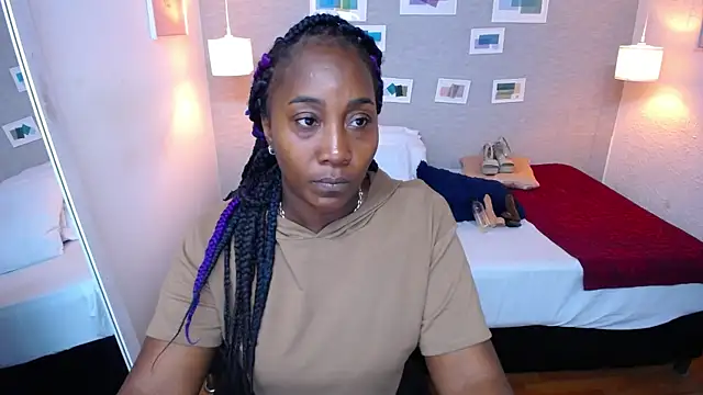 Snapshot of kiara_evanss chatting on March 3, 2025, 8:32 pm kiara evanss online show from March 3, 2025, 8:32 pm