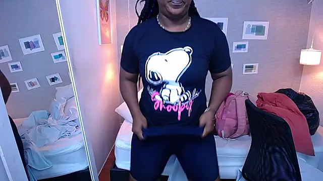 Snapshot of kiara_evanss chatting on March 4, 2025, 8:16 pm kiara evanss online show from March 4, 2025, 8:16 pm