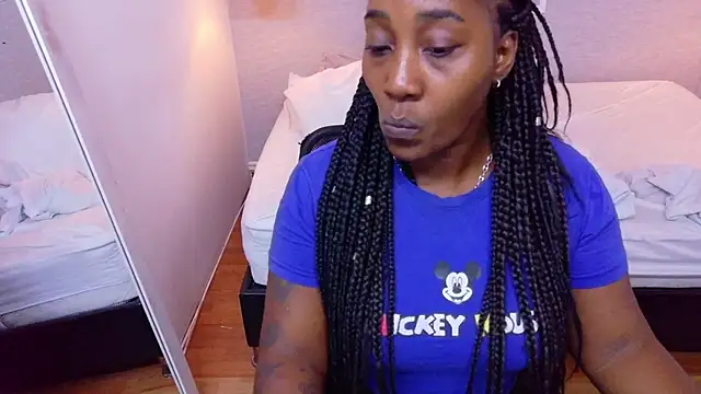 Snapshot of kiara_evanss chatting on November 27, 2025, 10:45 pm kiara evanss online show from November 27, 2025, 10:45 pm