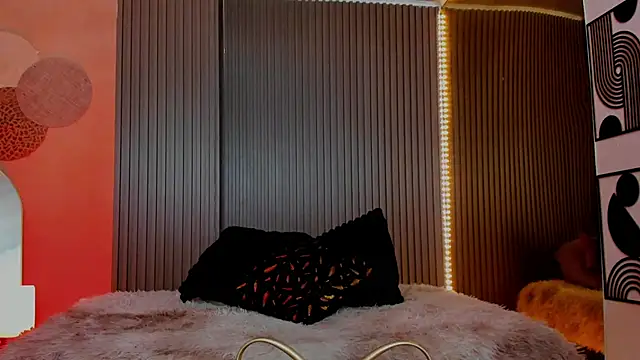 Snapshot of HalaanaTendeer chatting on November 29, 2025, 12:08 pm HalaanaTendeer online show from November 29, 2025, 12:08 pm