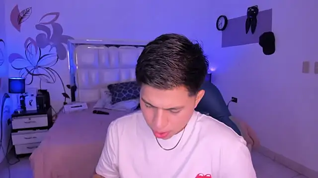 Niicky1  online show from January 31, 2025, 10:52 pm