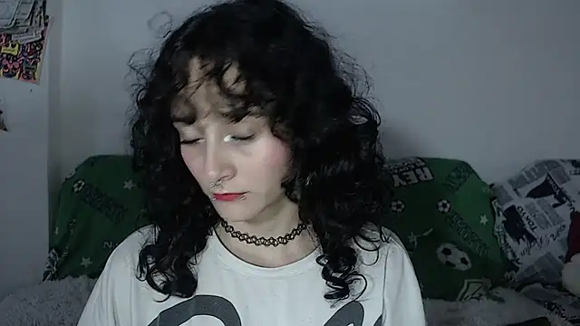 Snapshot of kitty22_ chatting on December 17, 2024, 1:16 pm kitty22 online show from December 17, 2024, 1:16 pm