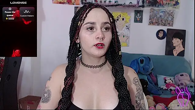 Snapshot of kitty22_ chatting on December 1, 2025, 3:17 pm kitty22 online show from December 1, 2025, 3:17 pm