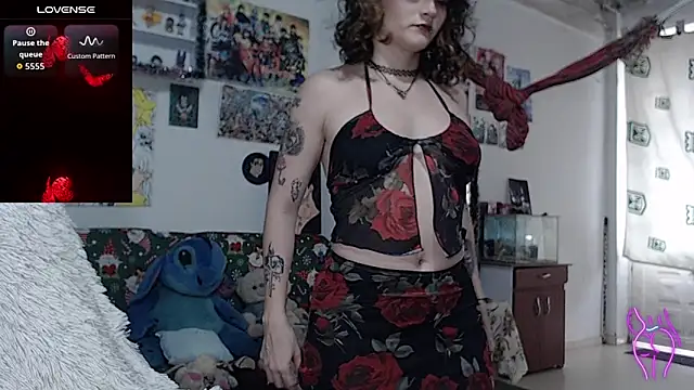 kitty22  online show from December 21, 2025, 9:00 pm