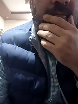 Snapshot of lund_lol chatting on February 11, 2025, 11:21 am lund lol online show from February 11, 2025, 11:21 am