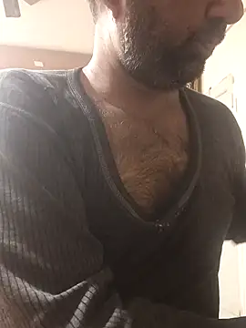 Snapshot of lund_lol chatting on February 24, 2025, 4:04 pm lund lol online show from February 24, 2025, 4:04 pm