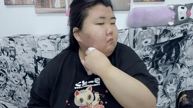 Snapshot of Nadine_asian chatting on January 4, 2025, 5:16 am Nadine asian online show from January 4, 2025, 5:16 am