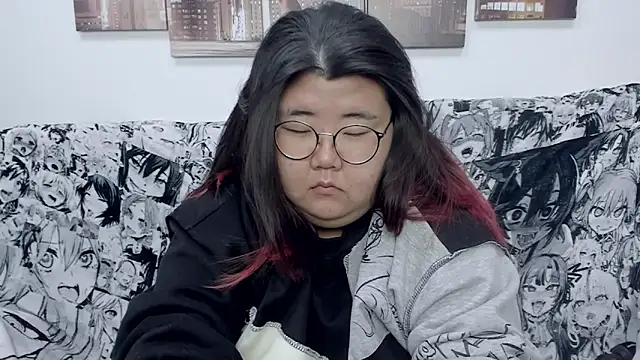 Snapshot of Nadine_asian chatting on January 9, 2025, 2:11 am Nadine asian online show from January 9, 2025, 2:11 am