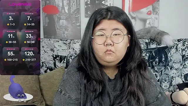 Snapshot of Nadine_asian chatting on September 30, 2025, 2:27 am Nadine asian online show from September 30, 2025, 2:27 am