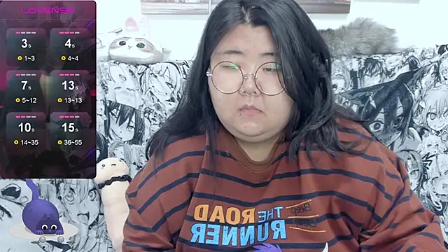 Snapshot of Nadine_asian chatting on October 4, 2025, 1:36 am Nadine asian online show from October 4, 2025, 1:36 am