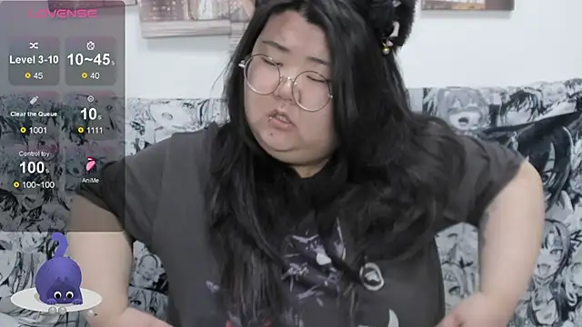 Snapshot of Nadine_asian chatting on November 13, 2025, 8:24 am Nadine asian online show from November 13, 2025, 8:24 am