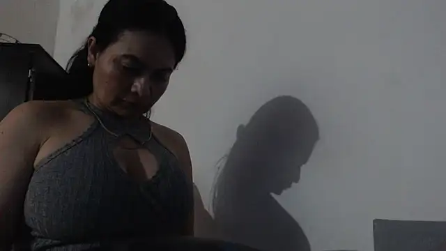 Snapshot of Janna099 chatting on November 10, 2025, 1:15 am Janna099 online show from November 10, 2025, 1:15 am