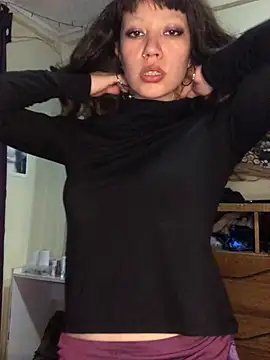Fo0xybby online show from June 18, 2026, 2:12 am
