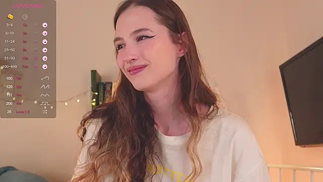 Snapshot of NeonShine chatting on January 31, 2025, 4:14 am NeonShine online show from January 31, 2025, 4:14 am