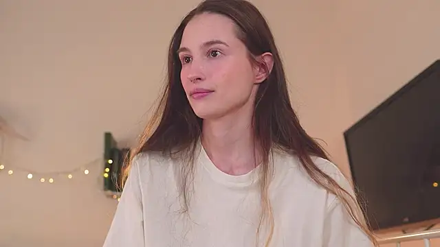 Snapshot of NeonShine chatting on March 12, 2025, 4:41 am NeonShine online show from March 12, 2025, 4:41 am