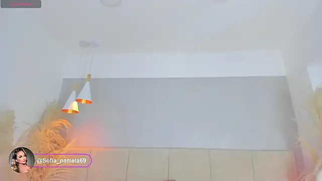 sofia pamela online show from January 17, 2026, 7:17 pm