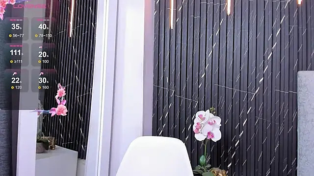 Snapshot of katrina_kaif_x chatting on February 20, 2025, 7:19 pm katrina kaif x online show from February 20, 2025, 7:19 pm