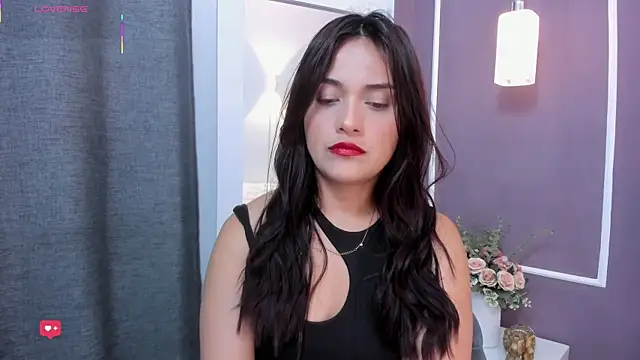 Snapshot of katrina_kaif_x chatting on June 23, 2026, 7:23 pm katrina kaif x online show from June 23, 2026, 7:23 pm