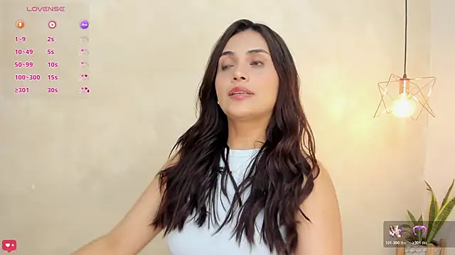 Snapshot of katrina_kaif_x chatting on June 28, 2026, 12:44 pm katrina kaif x online show from June 28, 2026, 12:44 pm