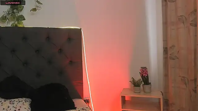 lanna bx online show from February 26, 2026, 8:19 pm