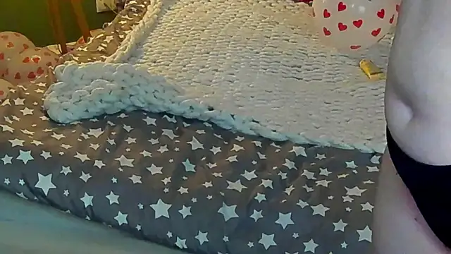 RosieMoons online show from February 17, 2025, 10:58 pm