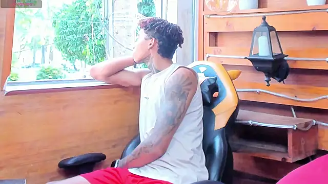 sexy blacks  online show from September 22, 2025, 11:34 am