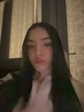 ShannonShanny online show from February 21, 2025, 6:48 pm