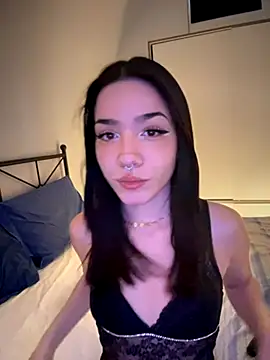 ShannonShanny online show from September 15, 2025, 3:45 pm