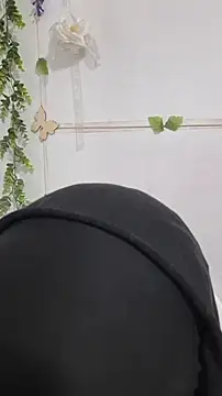 Snapshot of aysel_elid chatting on December 16, 2025, 1:21 am aysel elid online show from December 16, 2025, 1:21 am